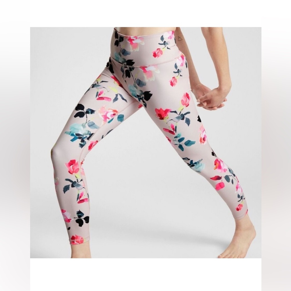 Athleta High Waist Light Pink Multi-Color
Rose Print ELATION 7/8 Leggings S